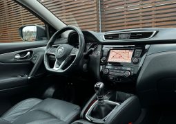 
										2020 Nissan Qashqai 1.3 DIG-T TEKNA full									