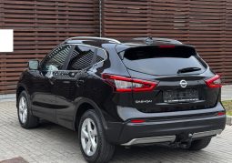 
										2020 Nissan Qashqai 1.3 DIG-T TEKNA full									