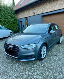 
										2017 Audi A3 1.0 TFSI Sportback full									