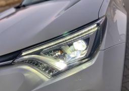 
										2017 Toyota RAV4 2.5 4×4 Hybrid Edition full									