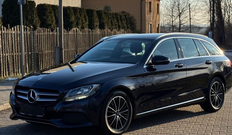 
								2016 Mercedes-Benz C-Class 200 d T 9G-TRONIC Edition full									