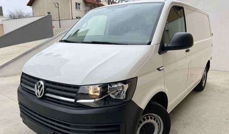 
								2017 Volkswagen Transporter Kombi T6 2.0 TDI full									