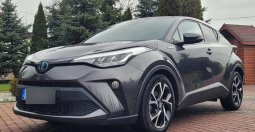 
										2021 Toyota C-HR 1.8 Hybrid Team Deutschland full									