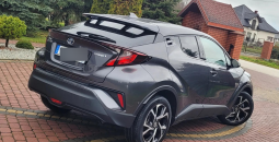 
										2021 Toyota C-HR 1.8 Hybrid Team Deutschland full									